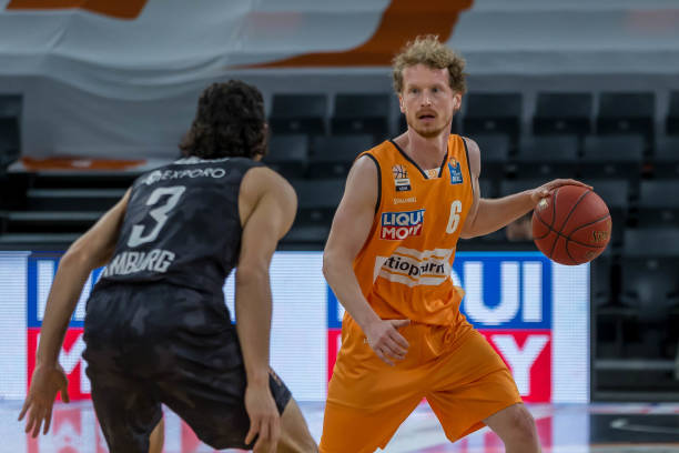 并做出有效 并做出有效